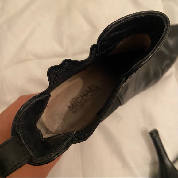 Michael Kors black leather boots size 5 - Picture 5 of 5